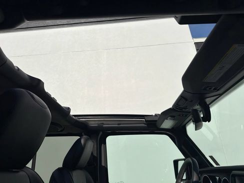 Certified 2023 Jeep Wrangler Unlimited Sahara AWD/4WD image 39