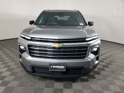 New 2026 Chevrolet Traverse LT w/ LPO, Floor Liner Package FWD image 9