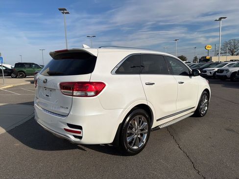 Used 2017 Kia Sorento SX image 3