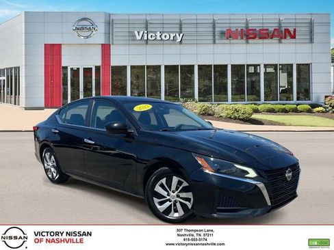 Used 2023 Nissan Altima 2.5 S FWD image 1