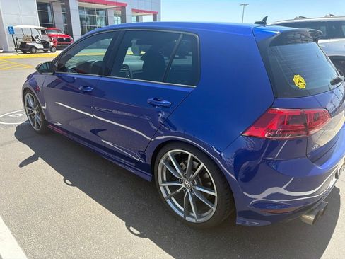 Used 2017 Volkswagen Golf R 4-Door AWD/4WD image 7