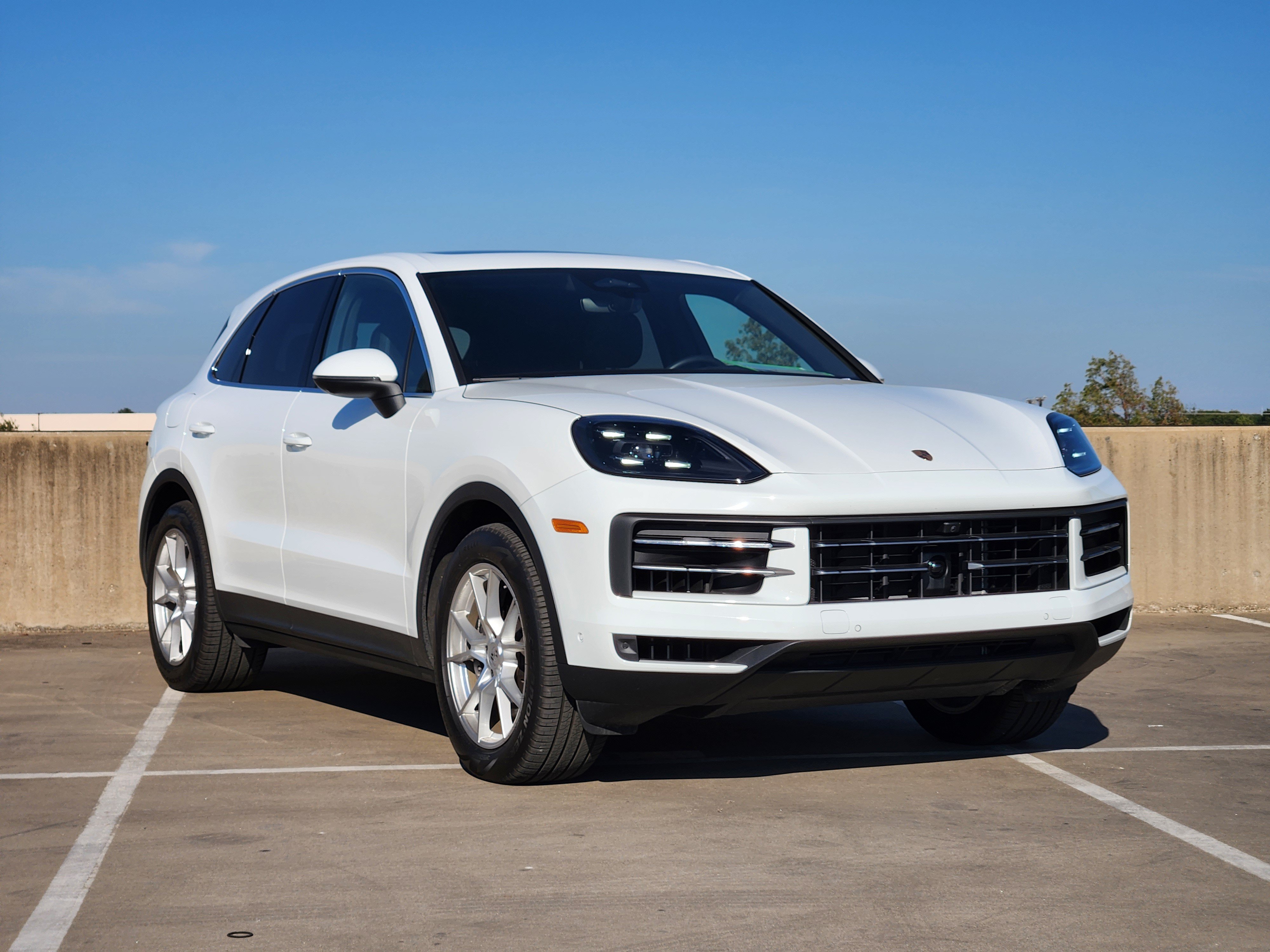 Certified 2026 Porsche Cayenne AWD/4WD image 10