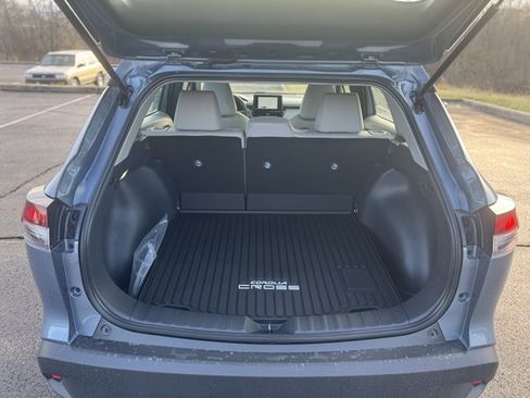 New 2026 Toyota Corolla Cross L image 9