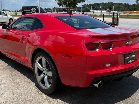 Used 2010 Chevrolet Camaro SS w/ RS Package RWD image 5