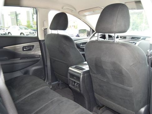 Used 2018 Nissan Murano S AWD/4WD image 7