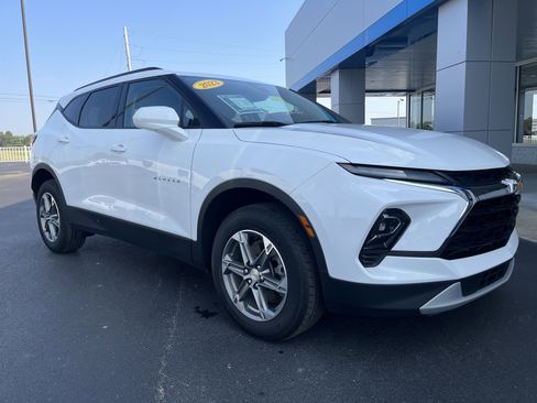 Used 2023 Chevrolet Blazer LT w/ Convenience Package image 6