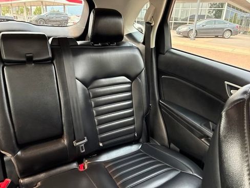 Used 2024 Ford Edge SEL AWD/4WD image 23