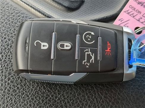 Used 2022 RAM 1500 Laramie image 32