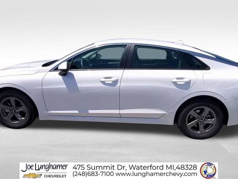 Used 2021 Kia K5 LX FWD image 5