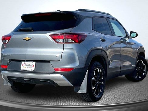 Used 2023 Chevrolet TrailBlazer LT w/ Convenience Package image 2