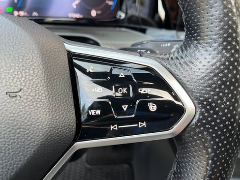 Used 2022 Volkswagen GTI SE w/ SE Leather Package image 16