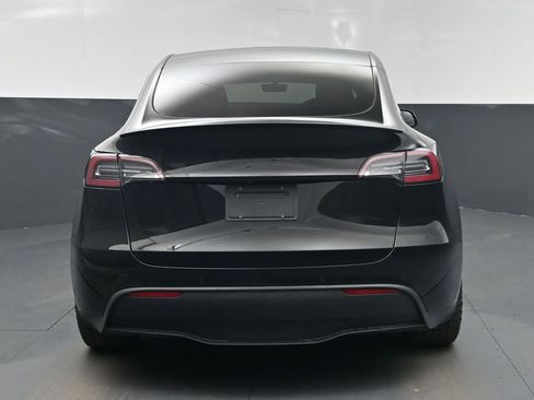 Used 2020 Tesla Model Y Performance image 11