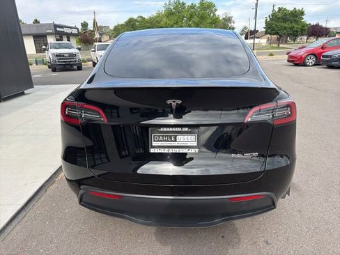 Used 2023 Tesla Model Y Performance AWD/4WD image 6