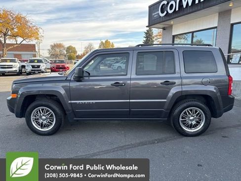 Used 2016 Jeep Patriot Sport image 8