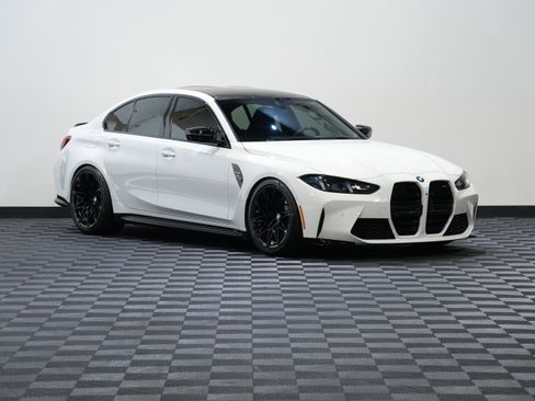 Used 2026 BMW M3 w/ Executive Package RWD image 5