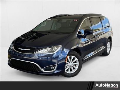 Used 2017 Chrysler Pacifica Touring-L