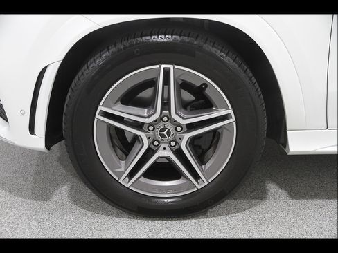 Used 2021 Mercedes-Benz GLE 350 4MATIC image 22