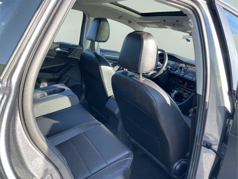Used 2024 Volkswagen Jetta SE FWD image 17