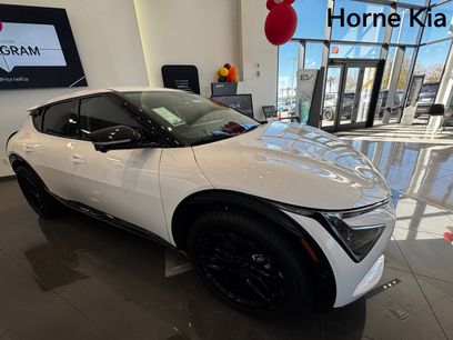 New 2025 Kia EV6 Wind