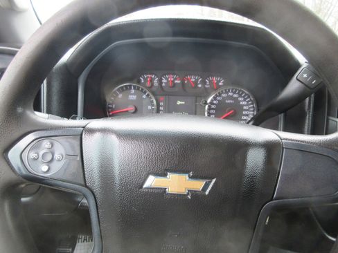 Used 2018 Chevrolet Silverado 2500 W/T w/ Snow Plow Prep Package image 34