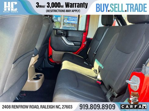 Used 2015 Jeep Wrangler Unlimited Sahara w/ Connectivity Group image 15