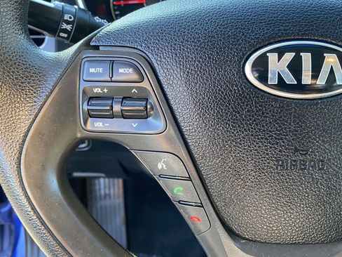 Used 2017 Kia Forte LX w/ LX Popular Package image 17