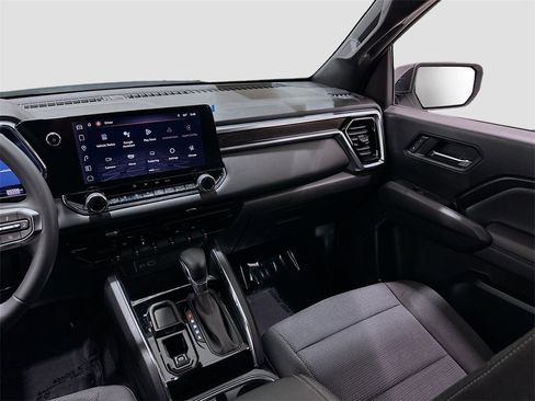 Used 2024 GMC Canyon Elevation w/ Convenience Package image 23