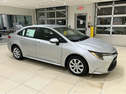 New 2025 Toyota Corolla LE