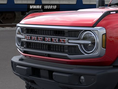 New 2026 Ford Bronco Outer Banks AWD/4WD image 32