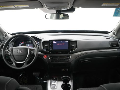Used 2023 Honda Ridgeline Sport image 13