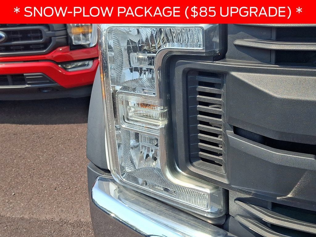 Used 2017 Ford F450 XL w/ Power Equipment Group AWD/4WD image 8