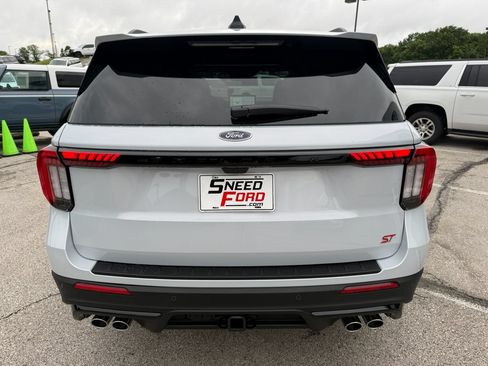New 2026 Ford Explorer ST w/ Sun And Sound Package AWD/4WD image 6