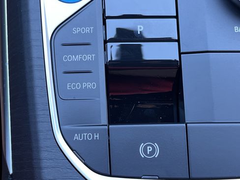 New 2026 BMW i4 eDrive40 w/ M Sport Package image 9