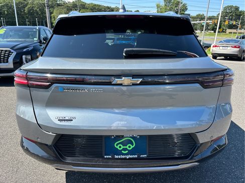 Certified 2024 Chevrolet Equinox EV LT AWD/4WD image 27