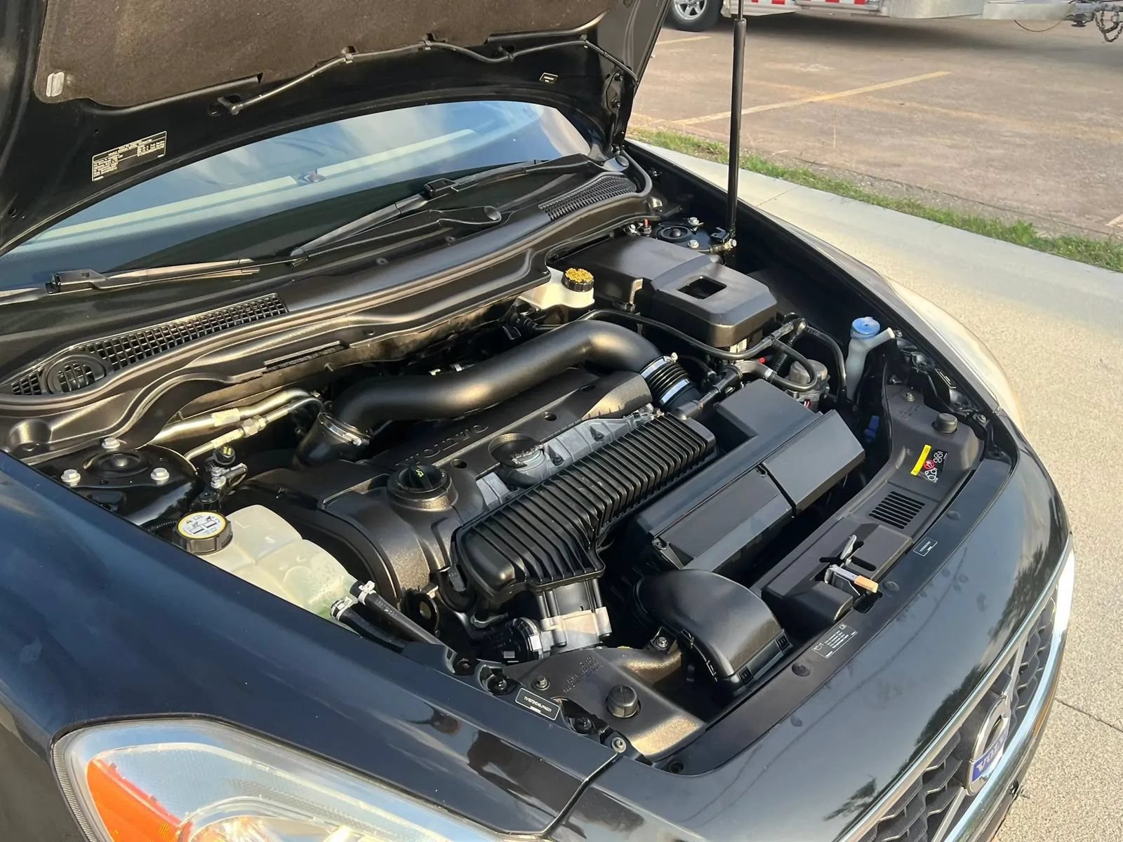 Used 2011 Volvo C70 T5 FWD image 47