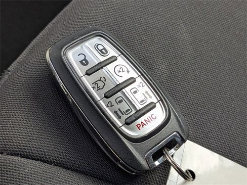 Certified 2024 Chrysler Voyager LX image 28