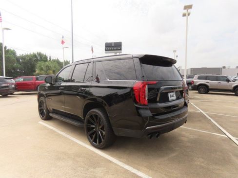 Used 2023 GMC Yukon AT4 w/ LPO, Floor Liner Package AWD/4WD image 8
