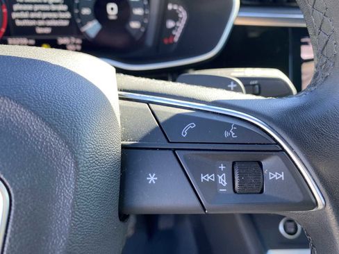 Used 2024 Audi Q3 2.0T Premium image 22