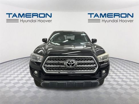 Used 2016 Toyota Tacoma TRD Off-Road w/ Towing Package image 8