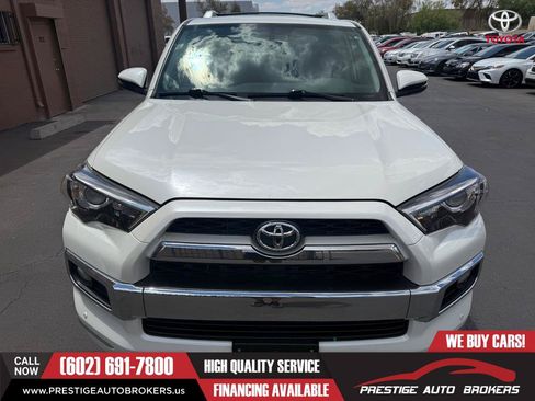 Used 2018 Toyota 4Runner Limited AWD/4WD image 4
