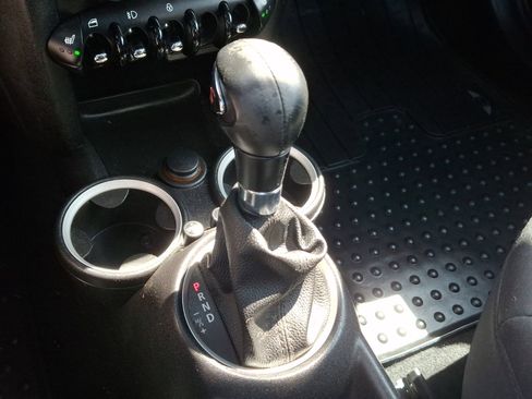 Used 2011 MINI Cooper Clubman S FWD image 15