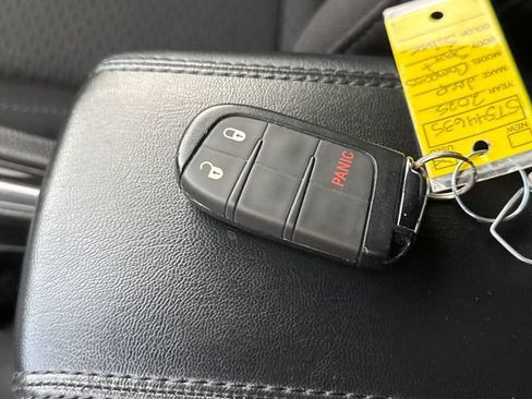 Used 2025 Jeep Compass Sport AWD/4WD image 28