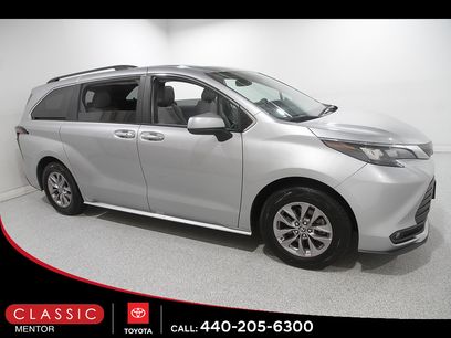 Certified 2025 Toyota Sienna XLE