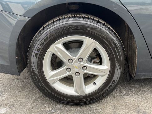 Used 2021 Chevrolet Malibu LS image 11