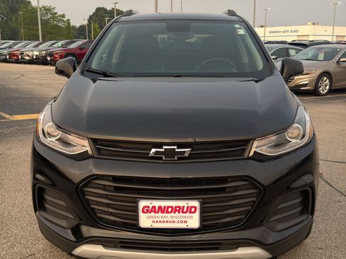 Certified 2019 Chevrolet Trax LT w/ Redline Edition FWD image 3