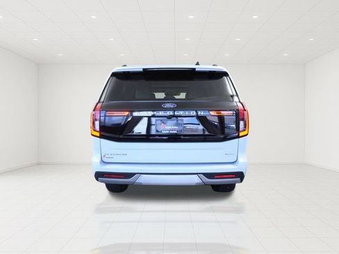 Certified 2025 Ford Expedition Max Platinum AWD/4WD image 5