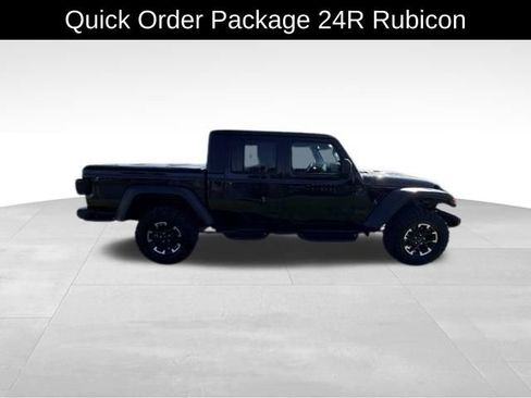 Used 2024 Jeep Gladiator Rubicon w/ Technology Group AWD/4WD image 6