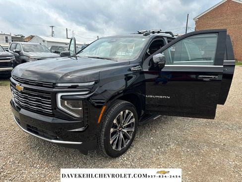 Used 2026 Chevrolet Suburban High Country w/ Sun And Tow Package AWD/4WD image 10