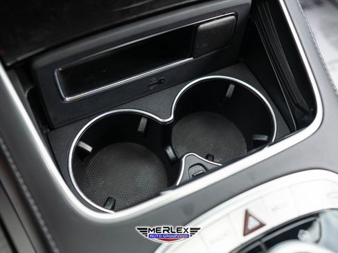 Used 2019 Mercedes-Benz S 560 4MATIC Sedan w/ Premium Package image 36