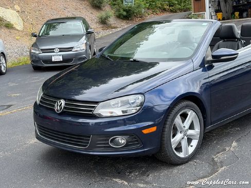 Used 2012 Volkswagen Eos Lux FWD image 29